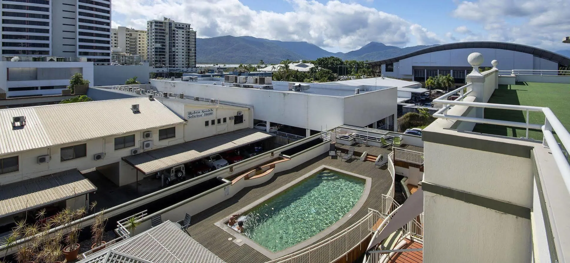 Il Centro Apartment Hotel Cairns 4*,  Australien