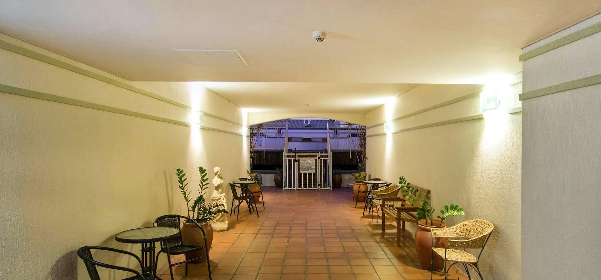 Il Centro Apartment Hotel Cairns